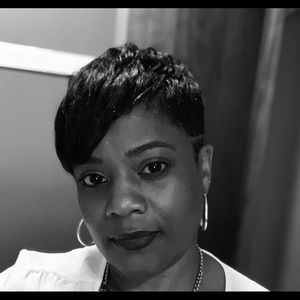 Meet your Posher, Charise